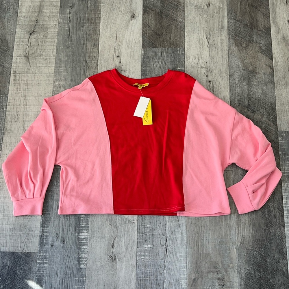 Circus NY- Cropped color blocked oversized top❤️ - Picture 2 of 6
